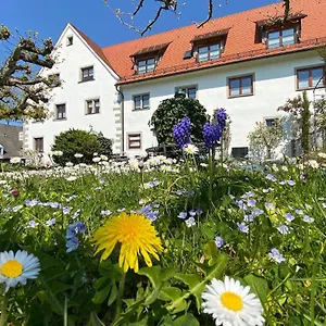 Hotel Montfort-schloessle, Lindau (Bodensee)
